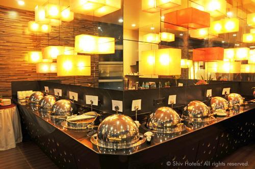 The Shiv Grand Hotel Gandhidham Exterior photo